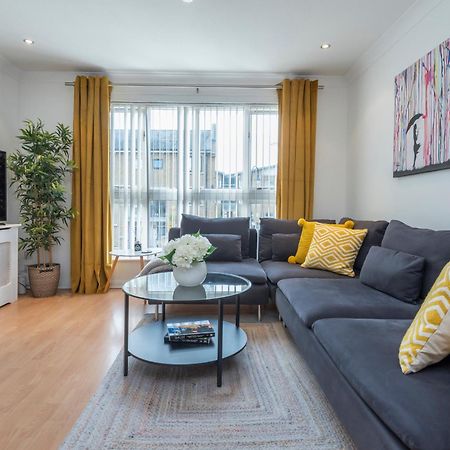 2 Bed Town House With Garden In Hackney, London Apartman Kültér fotó